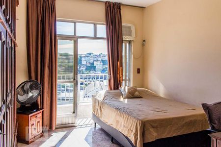 Apartamento à venda com 140m², 3 quartos e 2 vagas Apartamento à venda com 140m², 3 quartos e 2 vagasQuarto 3 - Suíte