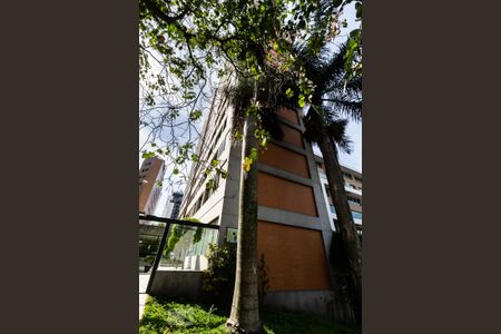 Apartamento para alugar com 42m², 1 quarto e 1 vaga Apartamento para alugar com 42m², 1 quarto e 1 vagaFachada