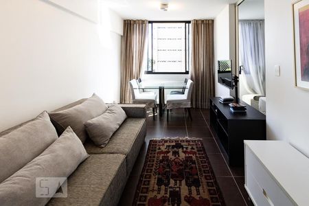 Sala de apartamento para alugar com 1 quarto, 42m² em Vila Madalena, São Paulo