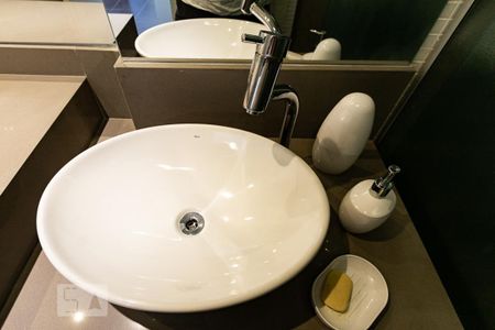 Apartamento para alugar com 42m², 1 quarto e 1 vaga Apartamento para alugar com 42m², 1 quarto e 1 vagaBanheiro - Pia