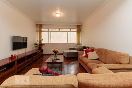 Apartamento à venda com 220m², 3 quartos e 2 vagasSala