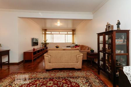 Apartamento à venda com 220m², 3 quartos e 2 vagasSala