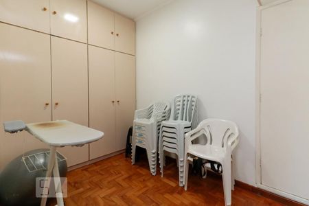 Apartamento à venda com 220m², 3 quartos e 2 vagasQuarto de serviço