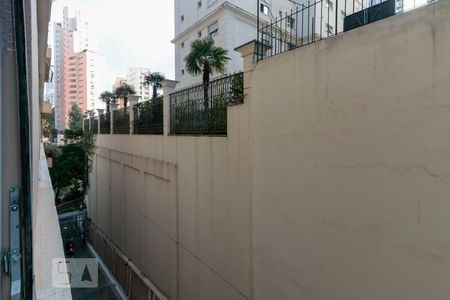 Apartamento à venda com 220m², 3 quartos e 2 vagasSuíte