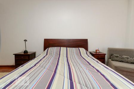 Apartamento à venda com 220m², 3 quartos e 2 vagasSuíte