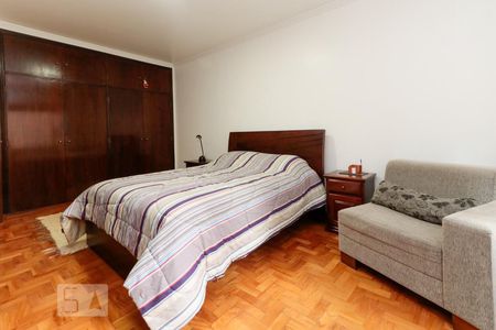 Apartamento à venda com 220m², 3 quartos e 2 vagasSuíte