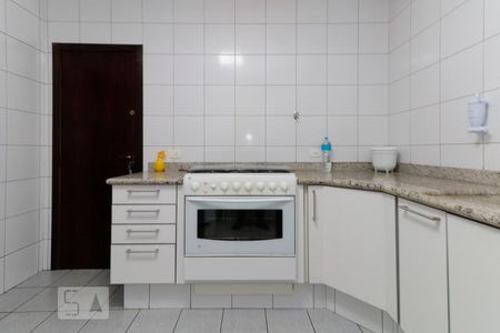 Apartamento à venda com 220m², 3 quartos e 2 vagasCozinha