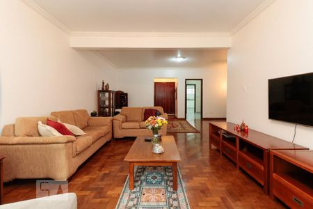 Apartamento à venda com 220m², 3 quartos e 2 vagasSala