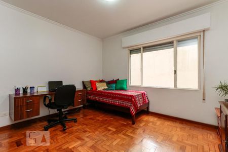 Apartamento à venda com 220m², 3 quartos e 2 vagasQuarto 1