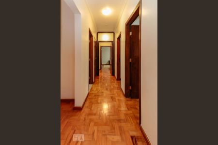 Apartamento à venda com 220m², 3 quartos e 2 vagasCorredor