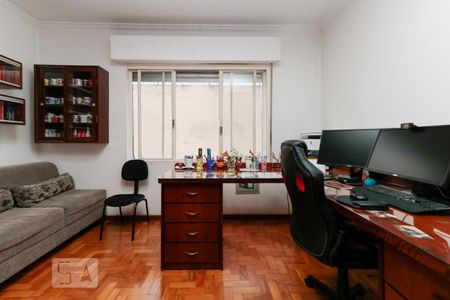 Apartamento à venda com 220m², 3 quartos e 2 vagasQuarto 2