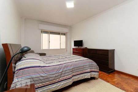 Apartamento à venda com 220m², 3 quartos e 2 vagasSuíte