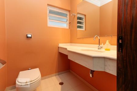 Apartamento à venda com 220m², 3 quartos e 2 vagasLavabo