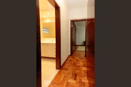 Apartamento à venda com 220m², 3 quartos e 2 vagasSuíte