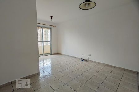Sala de apartamento à venda com 3 quartos, 64m² em Continental, Osasco