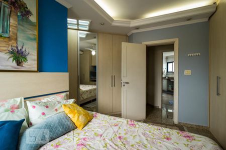 Apartamento à venda com 142m², 3 quartos e 2 vagas Apartamento à venda com 142m², 3 quartos e 2 vagasQuarto Suíte 3