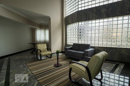 Apartamento à venda com 142m², 3 quartos e 2 vagas Apartamento à venda com 142m², 3 quartos e 2 vagasHall de Entrada