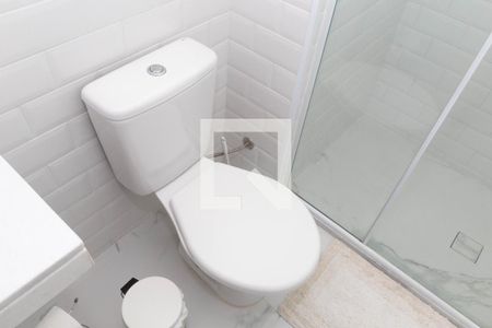 Apartamento à venda com 66m², 2 quartos e 1 vaga Apartamento à venda com 66m², 2 quartos e 1 vagaBanheiro Social