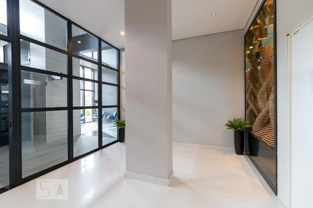 Apartamento à venda com 66m², 2 quartos e 1 vagaHall de entrada do bloco