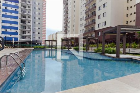 Apartamento à venda com 66m², 2 quartos e 1 vaga Apartamento à venda com 66m², 2 quartos e 1 vagaÁrea comum - Piscina