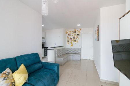 Sala de apartamento para alugar com 2 quartos, 66m² em Jardim Flor da Montanha, Guarulhos