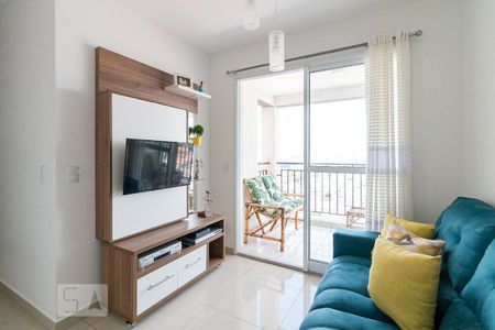Sala de apartamento para alugar com 2 quartos, 66m² em Jardim Flor da Montanha, Guarulhos