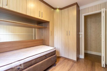 Quarto 1 de apartamento à venda com 2 quartos, 58m² em Jardim Tupanci, Barueri