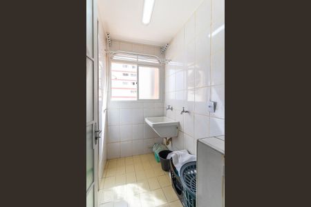 Área de serviço de kitnet/studio para alugar com 1 quarto, 38m² em Botafogo, Campinas