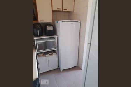 Apartamento à venda com 76m², 2 quartos e 1 vaga Apartamento à venda com 76m², 2 quartos e 1 vagaCozinha