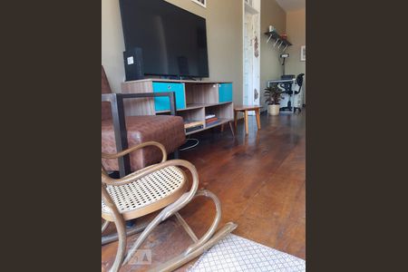 Apartamento à venda com 76m², 2 quartos e 1 vaga Apartamento à venda com 76m², 2 quartos e 1 vagaSala