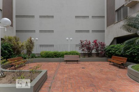 Apartamento à venda com 76m², 2 quartos e 1 vagaÁrea comum