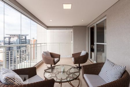 Apartamento para alugar com 54m², 1 quarto e 1 vagaVaranda