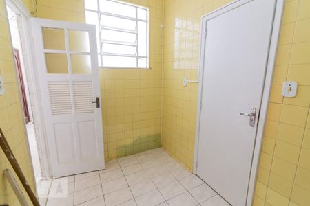 Apartamento à venda com 80m², 2 quartos e 1 vagaCozinha