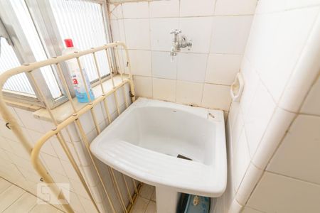 Apartamento à venda com 80m², 2 quartos e 1 vagaÁrea de Serviço