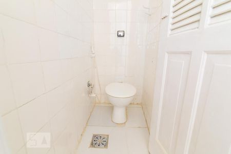 Apartamento à venda com 80m², 2 quartos e 1 vagaBanheiro de Serviço