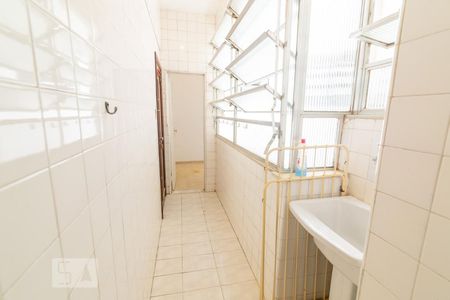 Apartamento à venda com 80m², 2 quartos e 1 vagaÁrea de Serviço