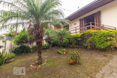 Casa para alugar com 73m², 1 quarto e 3 vagas Casa para alugar com 73m², 1 quarto e 3 vagasÁrea Externa