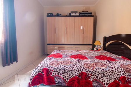 Casa à venda com 288m², 3 quartos e 2 vagasQuarto 1