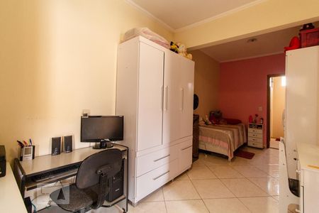 Casa à venda com 288m², 3 quartos e 2 vagasQuarto 2