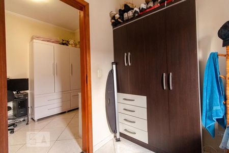 Casa à venda com 288m², 3 quartos e 2 vagasQuarto 3