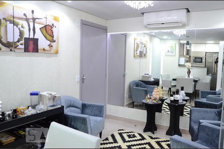 Sala de apartamento à venda com 2 quartos, 42m² em São José, Canoas