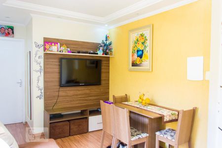 Sala de apartamento para alugar com 2 quartos, 40m² em Parque das Nações, Santo André