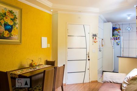 Sala de apartamento para alugar com 2 quartos, 40m² em Parque das Nações, Santo André