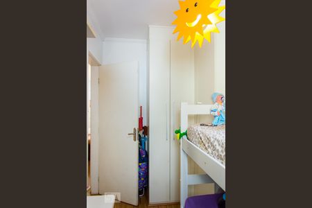 Quarto 1 - Armários de apartamento para alugar com 2 quartos, 40m² em Parque das Nações, Santo André