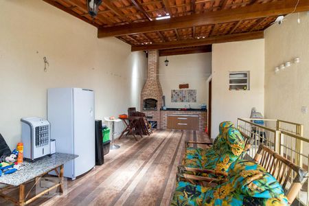 Casa para alugar com 250m², 3 quartos e 2 vagasTerraço e churrasqueira