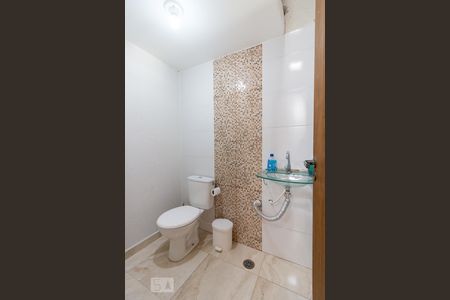 Casa para alugar com 250m², 3 quartos e 2 vagasBanheiro churrasqueira