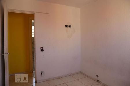 Quarto 1 de apartamento à venda com 2 quartos, 49m² em Parque Pinheiros, Taboão da Serra