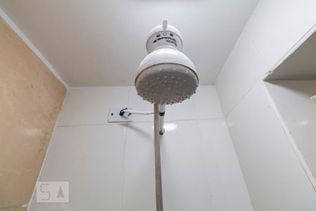 Banheiro Social de casa de condomínio para alugar com 1 quarto, 30m² em Americanópolis, São Paulo