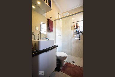 Casa de condomínio à venda com 136m², 3 quartos e 3 vagas Casa de condomínio à venda com 136m², 3 quartos e 3 vagasBanheiro suíte