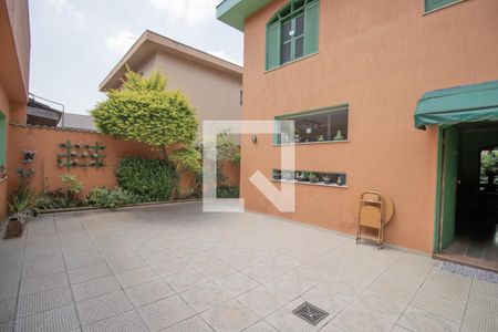 Casa à venda com 268m², 4 quartos e 4 vagasQuintal